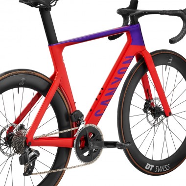 2023 Canyon Aeroad CF SLX 7 eTap Road Bike